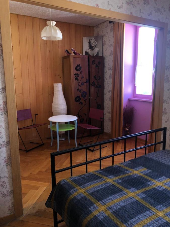Chambres D'Hotes Le Passiflore Les Brenets Esterno foto