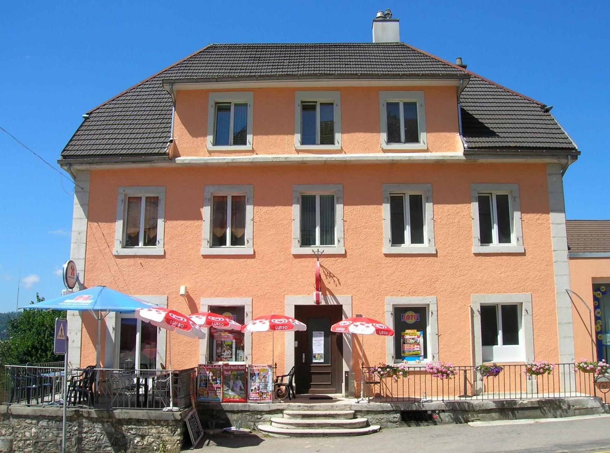 Chambres D'Hotes Le Passiflore Les Brenets Esterno foto